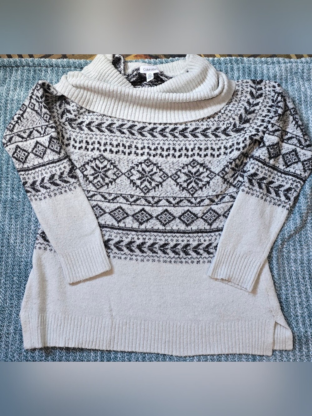 Y2K Calvin Klein Cream and Black Fair Isle Cowl-Neck Sweater